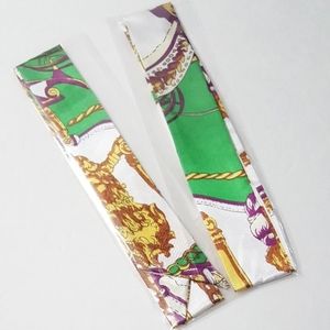 ⤵️⤵️2pc Royal Green Design Satin Scarves